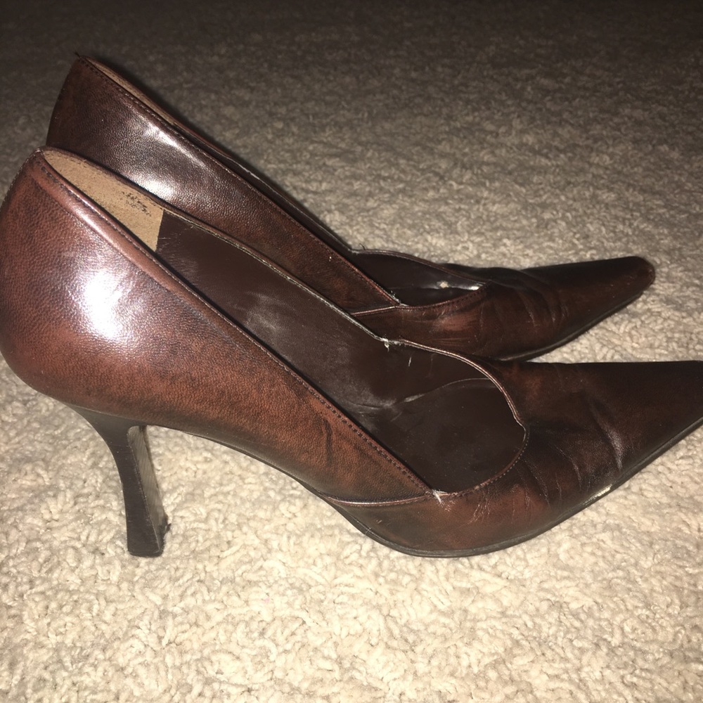 Shoes - Picture 2 of 3